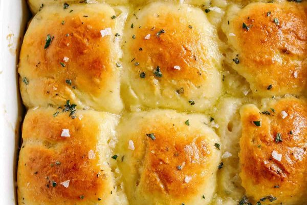 Honey Butter Dinner Rolls