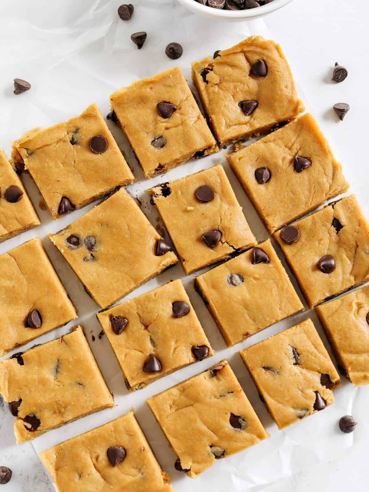 These EASY Peanut Butter Protein Bars are healthy, delicious and made with just a few simple ingredients with zero baking required! They come together in under 10 minutes!