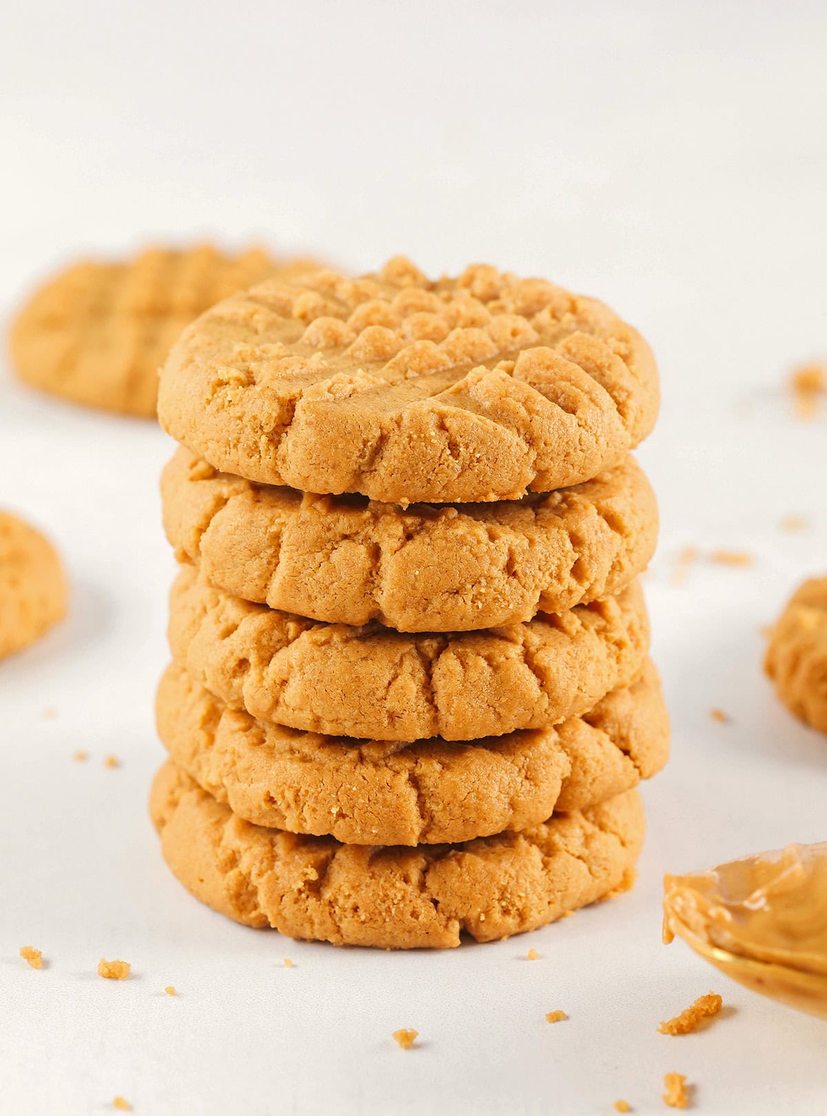 The BEST 5-Ingredient Peanut Butter Cookies recipe made with simple pantry ingredients and zero flour, butter or oil! Soft, chewy cookies with rich peanut butter flavor are the perfect gluten-free sweet treat.